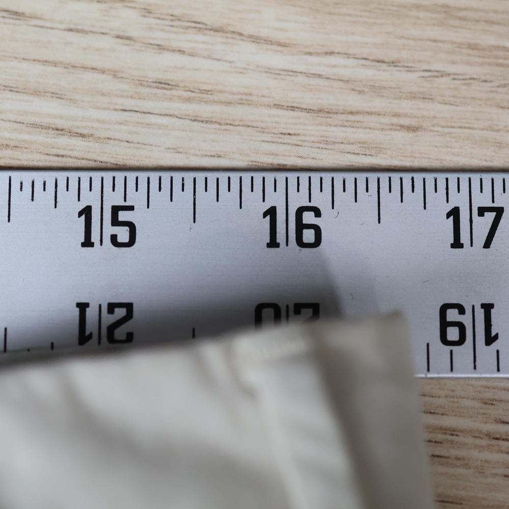 PT Torino Pants Mens 32x35 Beige Tan Slim Fit Chino Pleated Trousers Preppy FLAW - Picture 10 of 14